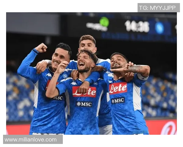 考文垂与伯明翰的激烈对决揭示英冠赛场的竞争魅力与球队实力较量